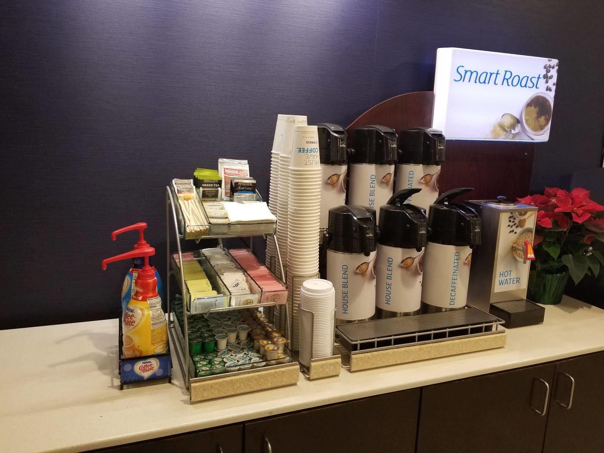 Holiday Inn Express Hotel & Suites Ann Arbor West By Ihg Eksteriør bilde